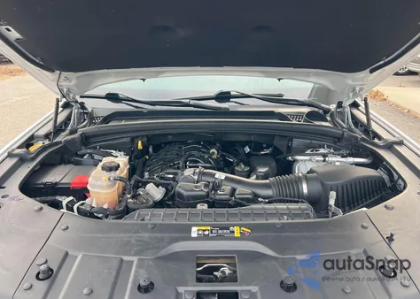 2023 Jeep Grand Cherokee L Limited 4X4 from USA, damaged, VIN 1C4RJKBG2P8744267